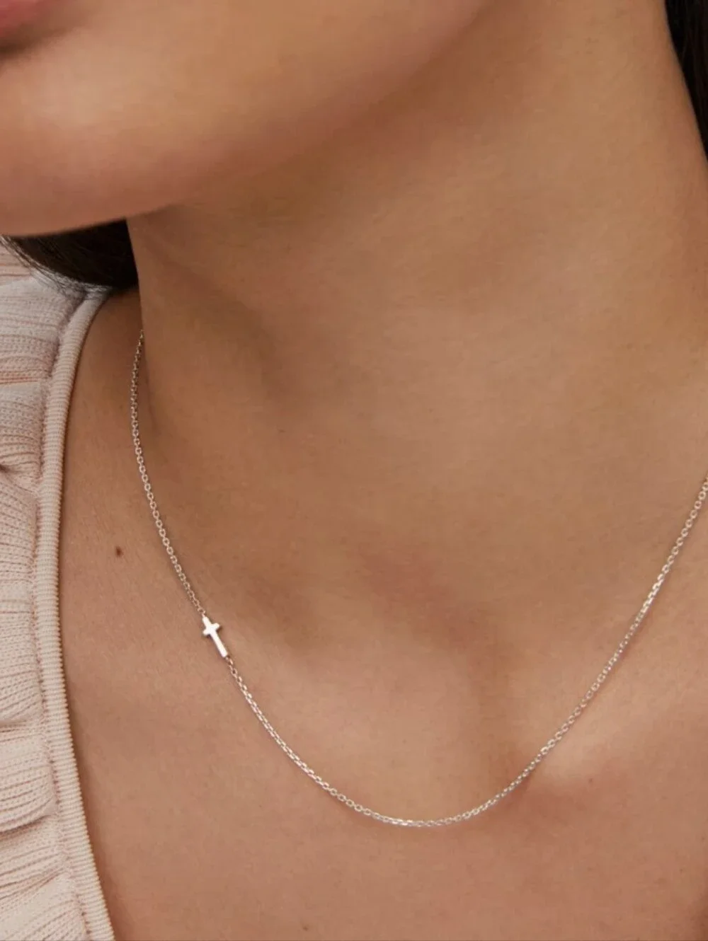 Kendra Scott 925 Sterling Inline Cross Necklace - Picture 1 of 6